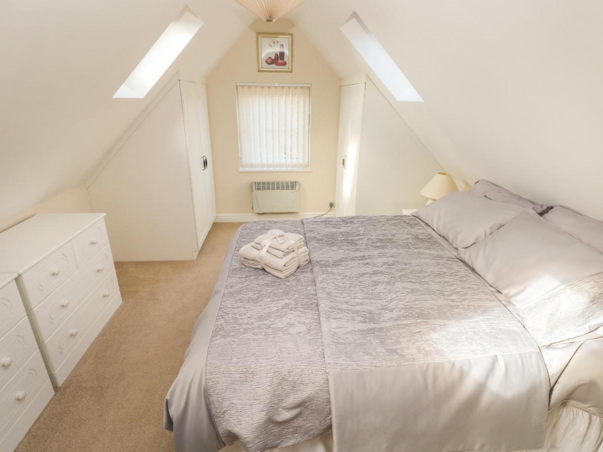 Ffau'R Ddraig Villa Llanelli Kültér fotó